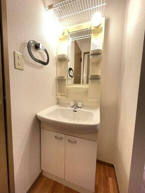 便利な独立洗面台