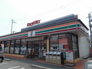 セブンイレブン　竜田口店