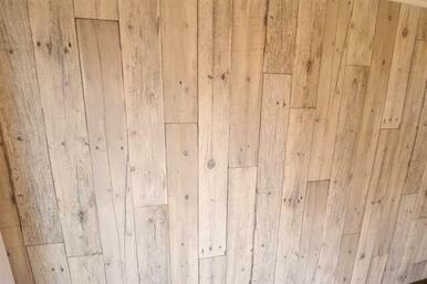 木目調のお洒落なクロス(参考写真)