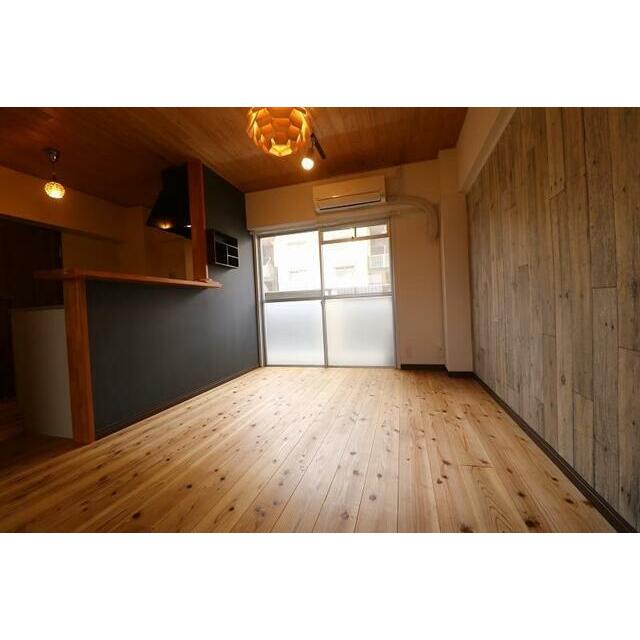 対面キッチンのリビング(参考写真)