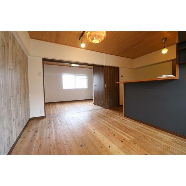 対面キッチンのリビング(参考写真)