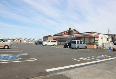セブンイレブン日野市日野台2丁目店