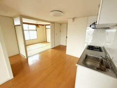 明るい室内です。