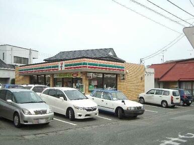 セブンイレブン横割店（コンビニ）まで250ｍ