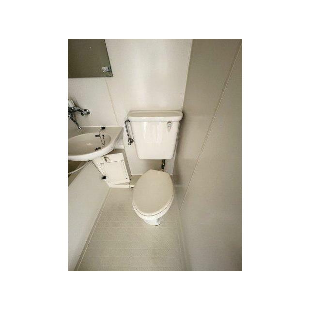 ※同建物ほかのお部屋の写真です。