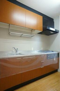 こんなキッチンなら、毎日の料理を楽しくなるかも☆