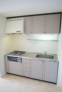 ３口ガスコンロ付システムキッチン！