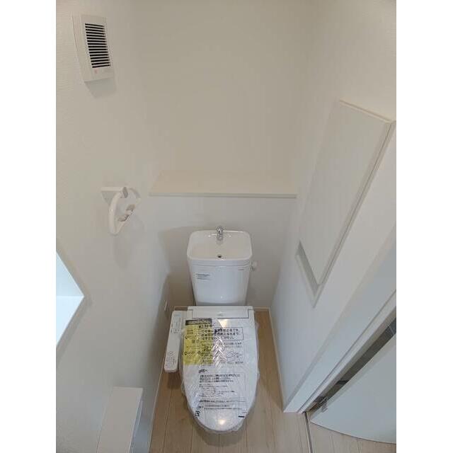 各階にトイレがあるのでゆったり使えます