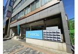 情報提供会社