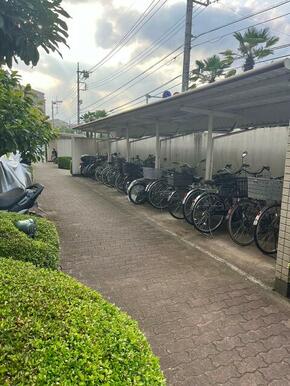 駐輪場完備。マイ自転車お持ちの方も安心です