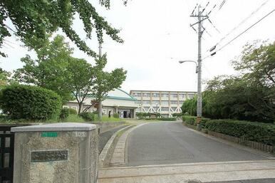 中間東中学校