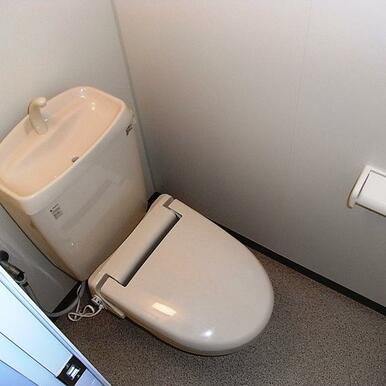 風呂トイレ別、２００８春フルリノベーション物件、温水洗浄便座