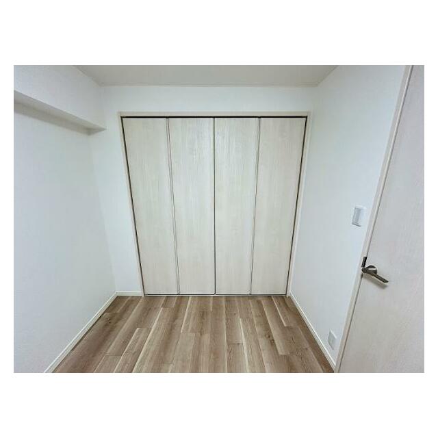 「洋室約4.9畳」クローゼット付きで