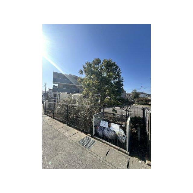 敷地内にゴミ捨て場があり便利です。