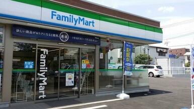 ファミリーマート市川二俣店