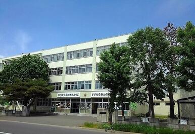 栄東小学校