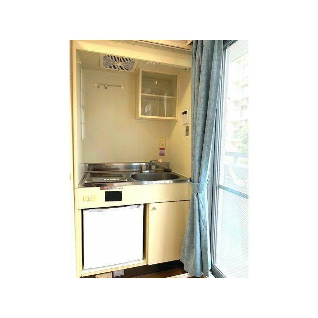 コンパクトなキッチンで掃除もラクラク