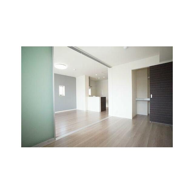 ◆洋室（６．０帖）◆ＷＩＣがついており、お部屋が広々と使えそうです！