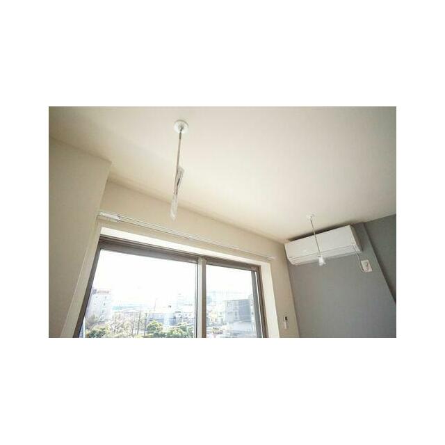 ◆ＬＤＫ（１１．８帖）◆室内物干しかけがあるので、雨や花粉が気になる季節に重宝します☆
