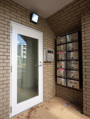 ★エントランスはオートロックあります★