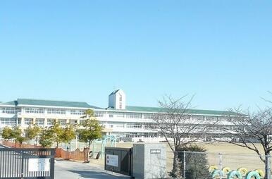 三日月小学校