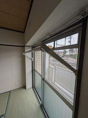 室内にも洗濯物が干せます