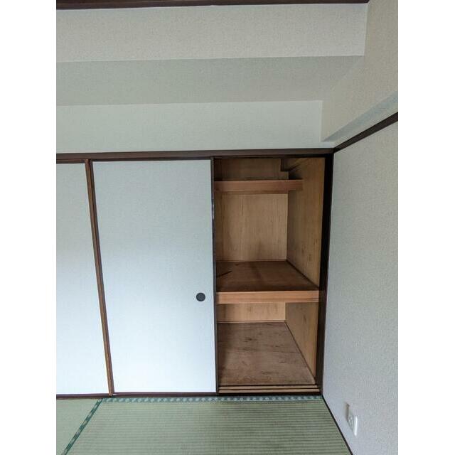 和室のたっぷり収納