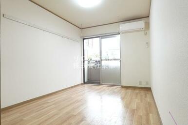 明るい雰囲気で暮らしやすい！優しい質感の室内がオススメ☆