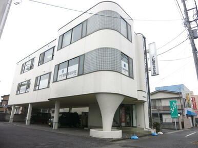 外装修繕済みの綺麗な建物です