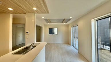 リビングダイニング