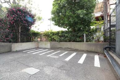 共用設備 バイク置き場
