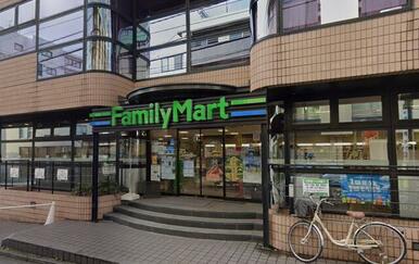 ファミリーマート南青山四丁目店