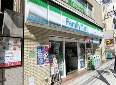 ファミリーマート東大井店
