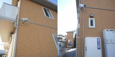 敷地内に防犯カメラが設置されているので、車上荒らし等の抑止、万が一の証拠確保で、安心なシャーメゾン…