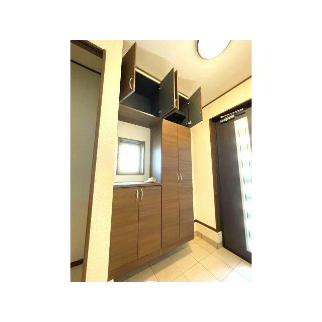 玄関収納部です