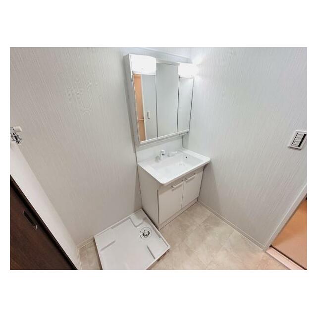 新規交換済み　洗面台・洗濯パン