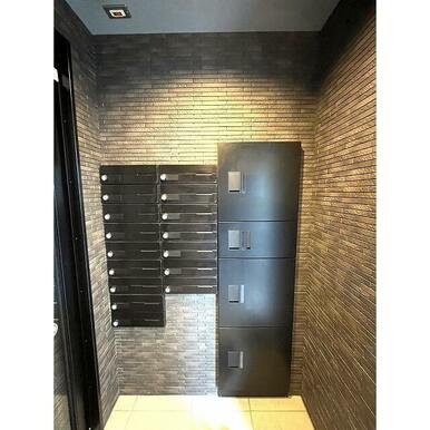 宅配ボックス付き