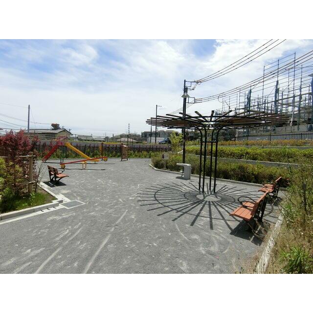 分譲地内の公園です(^_-)-☆