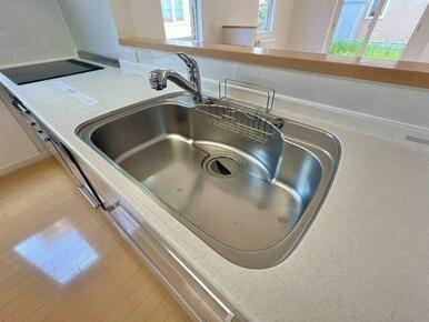 使いやすいキッチンで毎日の料理が楽しくなります。