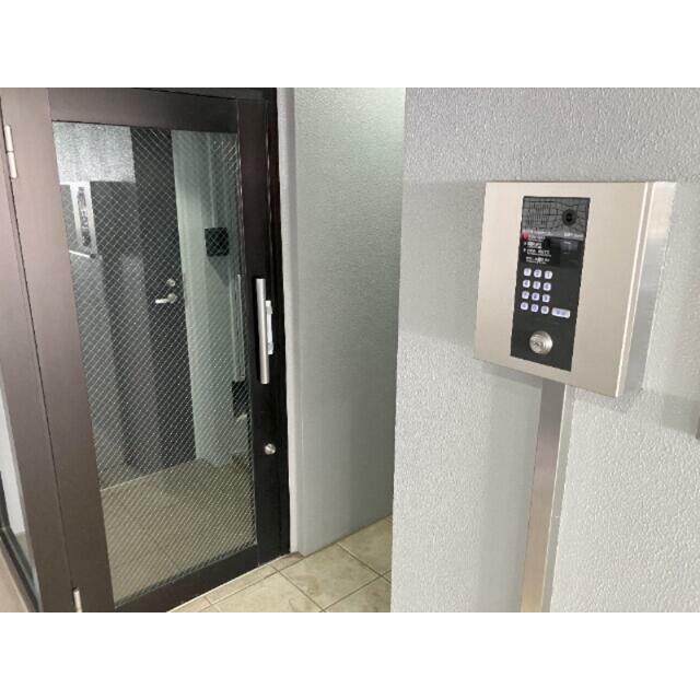 オートロック付