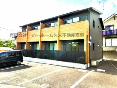 駐車場があるので、車を買う予定の方も安心です