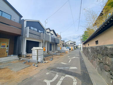 現在建築中の新築住宅です！これから素敵な住まいが完成するのが楽しみですね☆
