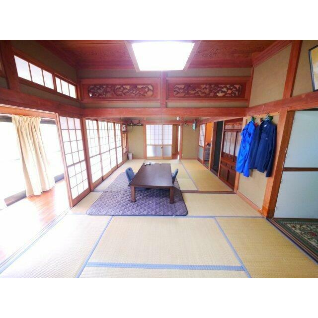 内装リフォーム済み令和2年10月システムキッチン 敷地約232坪 ５LDK平家+車庫