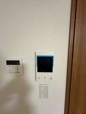 モニター付きインターホン