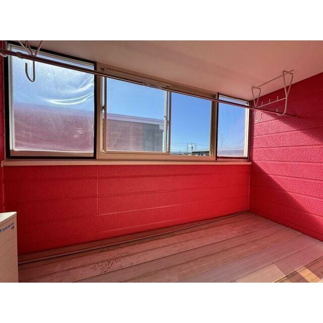 サンルームと呼んで差支えないようなバルコニー