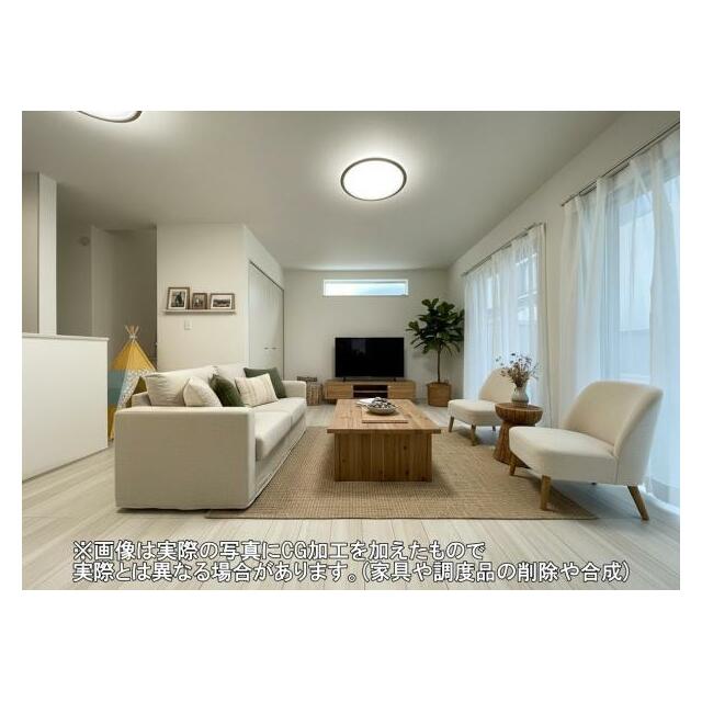 開放感のあるゆとりあるリビング。採光にもこだわった居心地の良い空間です♪