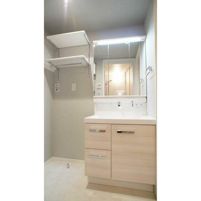 洗面化粧台がございます