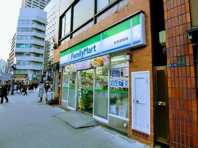 ファミリーマート水天宮前店