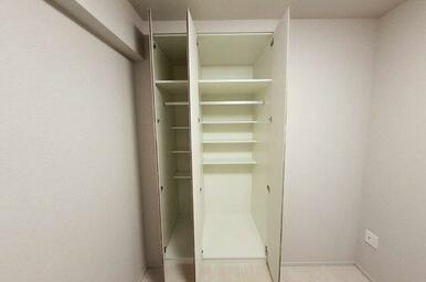 洋室3クローゼット