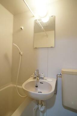 洗面ボウルも付いているのでお出掛け準備らくらくですね♪